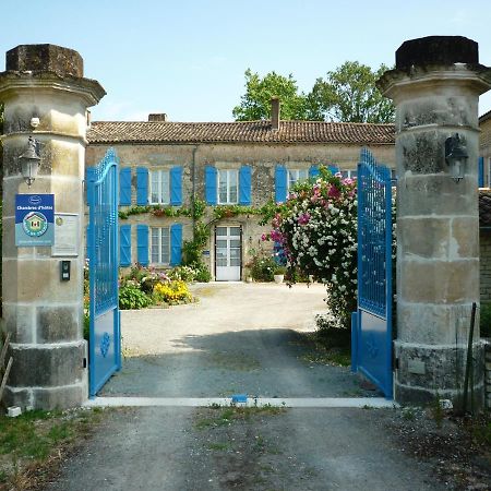 Le Logis De Faugerit Bed and Breakfast Frontenay-Rohan-Rohan Exteriör bild