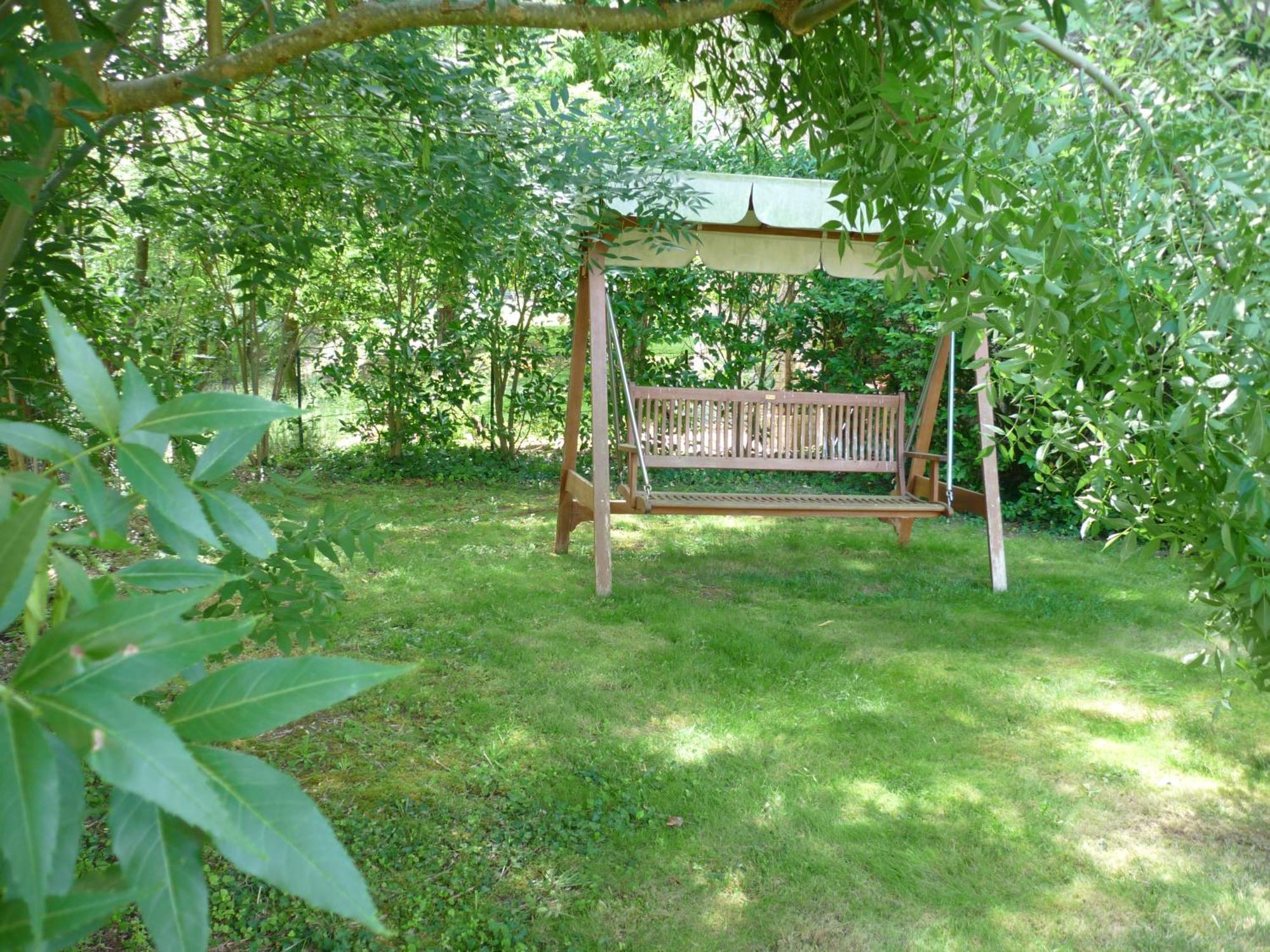 Le Logis De Faugerit Bed and Breakfast Frontenay-Rohan-Rohan Exteriör bild